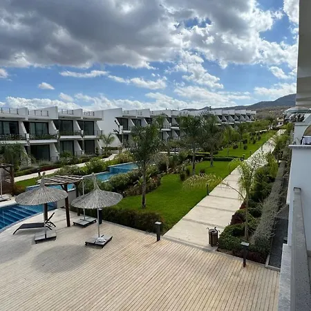 Penthouse In Pearl Island Esentepe North Cyprus Διαμέρισμα